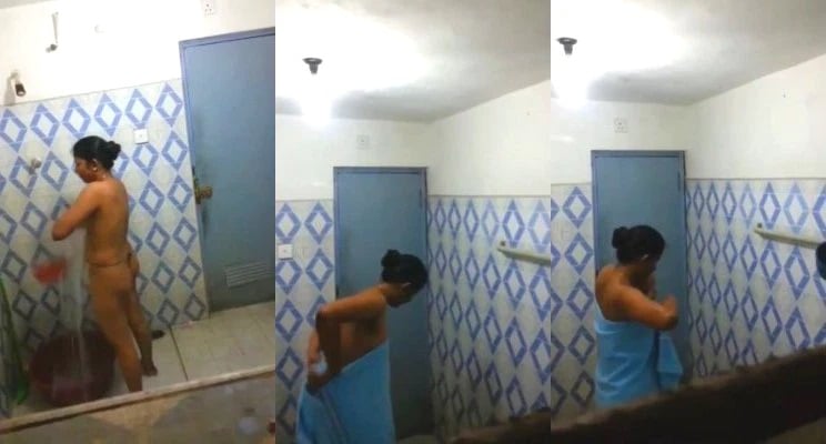 Desi Bhabhi Bathing Capture Video