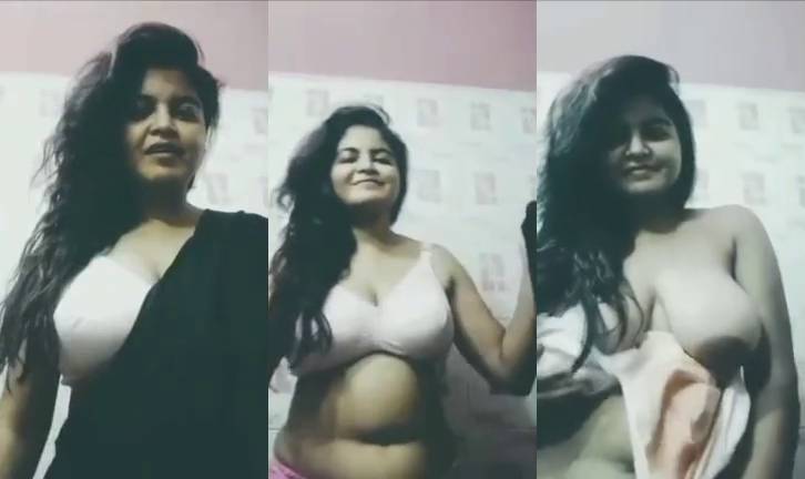 Cute Chubby Desi Girl Showing Huge Boobs HD