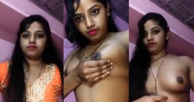 Super Sexy Village Girl Boobs Sowing on Camera HD