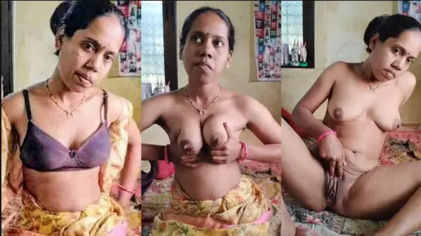 Desi Village Aunty Milf Showing her Pussy and Boobs HD